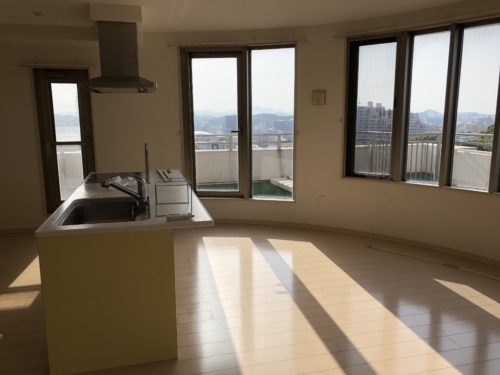 2704c624-d7b2-41f2-ac11-24a40395ebea