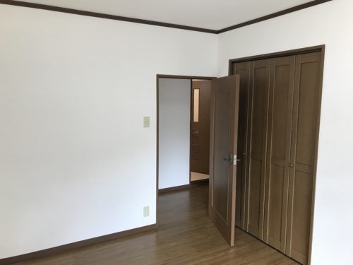 275a61c1-16a2-4193-a484-a06fbaf3d85d